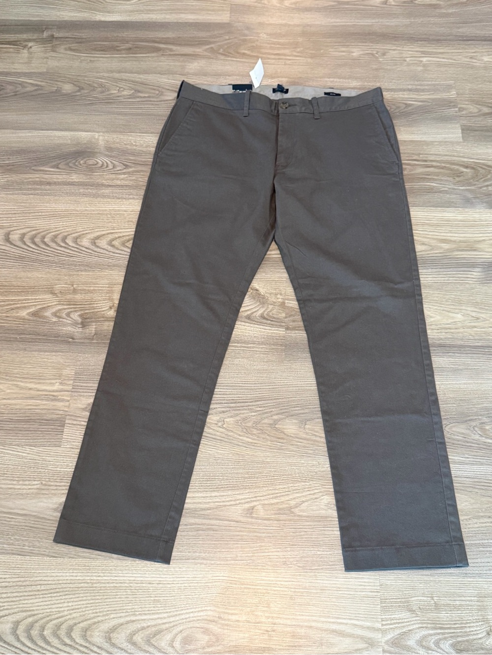 J Crew Gray Chino Pant Slim Fit Flex Mens size 34 x 30 NWT